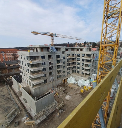 Na projektu Kolbenova Park byl dosažen důležitý milník – hrubá stavba je hotová